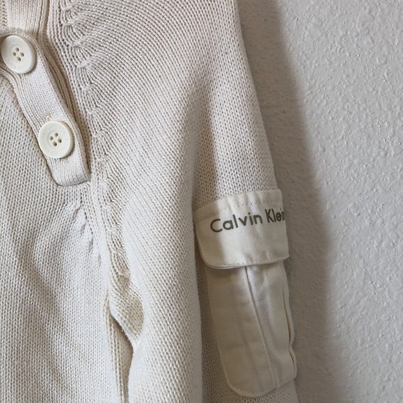 Calvin Klein jeans Wide Neck Side white Button Shawl Sweater Ivory Size Large - Picture 5 of 8